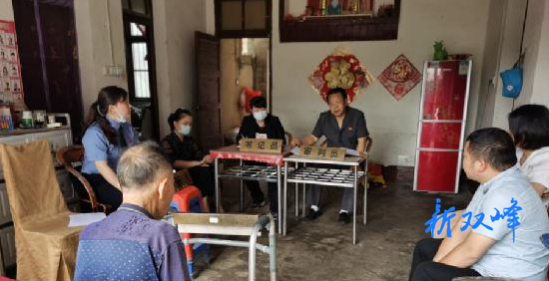 【我为群众办实事】被告行动不便，暖心法官上门开庭