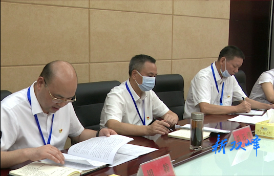 党代表分团审议讨论县委工作报告和县纪委工作报告