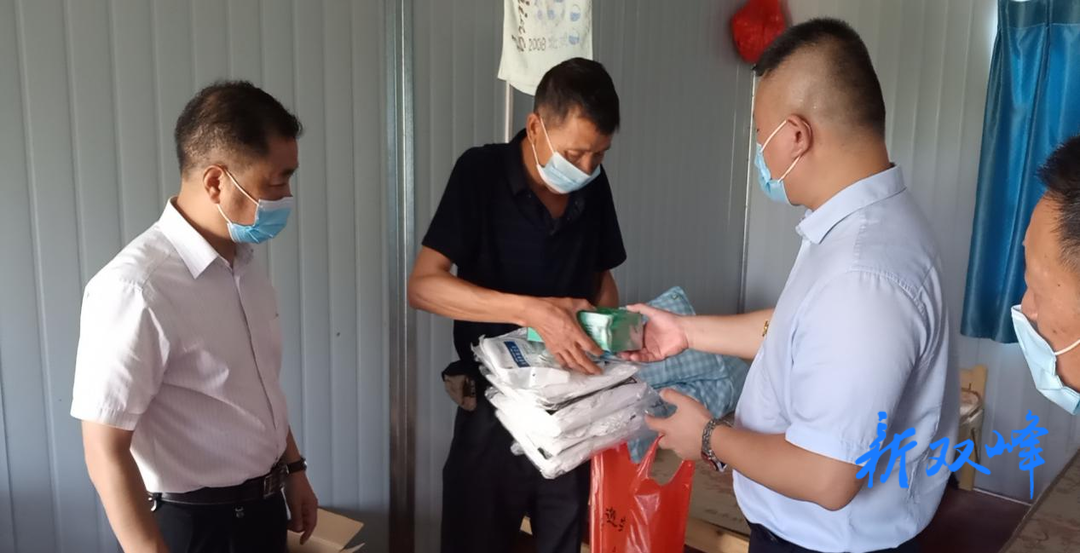 县畜牧水产事务中心扎实做好非洲猪瘟和新冠肺炎疫情防控工作