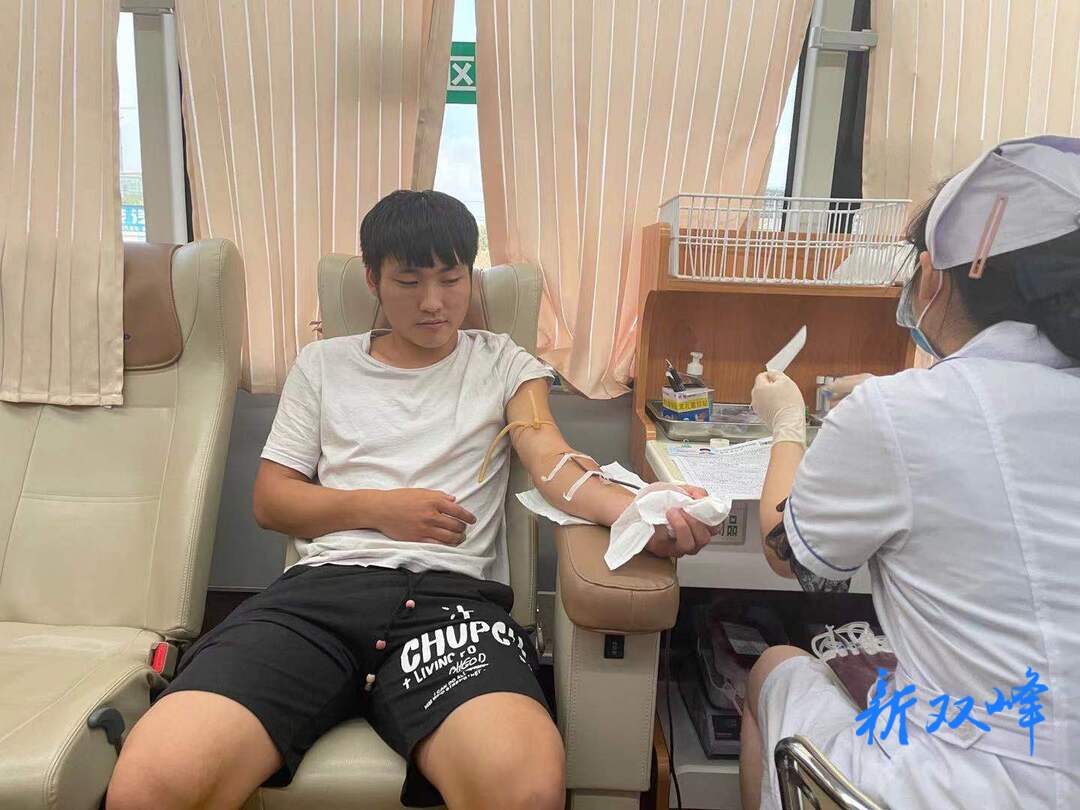 县城投集团开展无偿献血活动