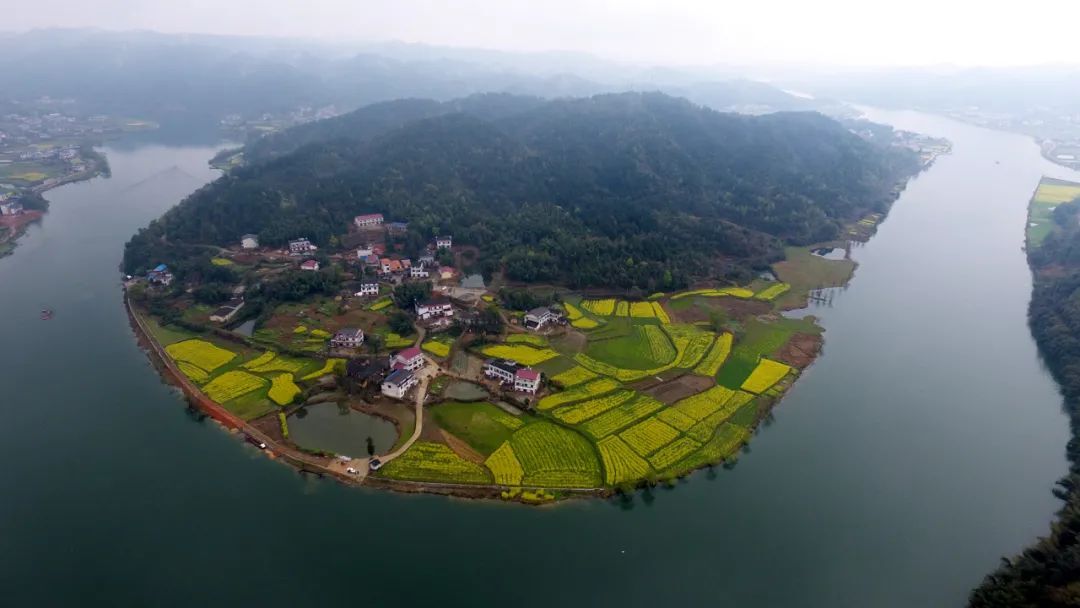 山水葱茏织锦绣 ——杏子铺镇美丽乡镇建设素描