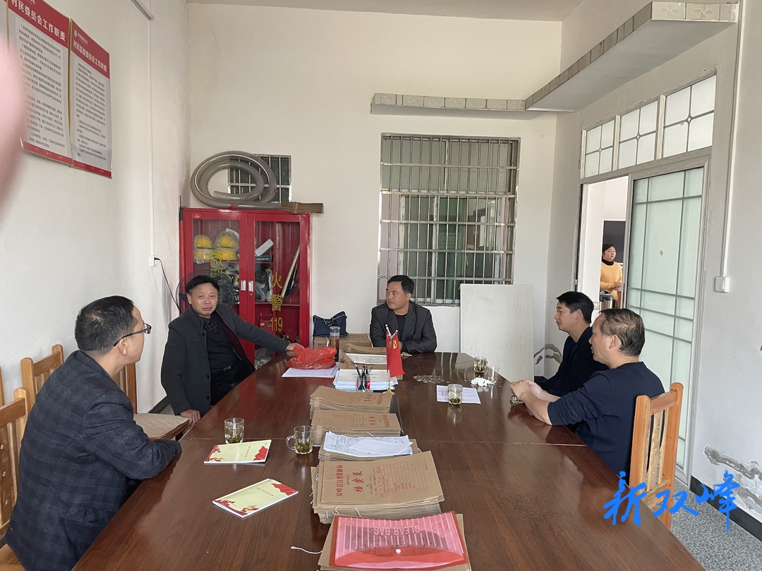 县职业中专开展职业技能培训帮扶工作