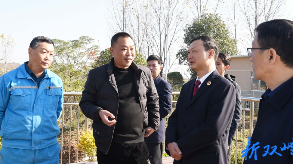 双峰检察：检察长走访企业 主动问需促发展