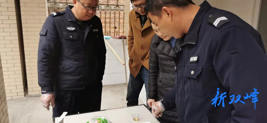 沙塘乡开展公职人员吸毒尿检活动