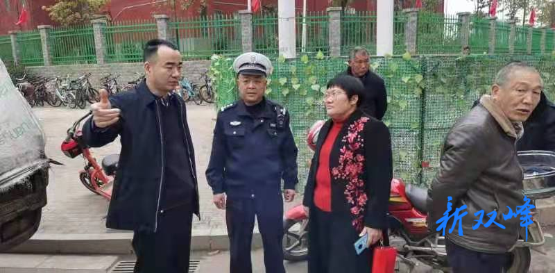 永丰街道：整治交通秩序，人大代表在行动