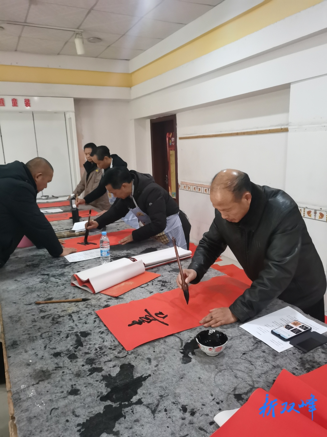 梓门桥镇开展“迎新春·送春联”下乡活动