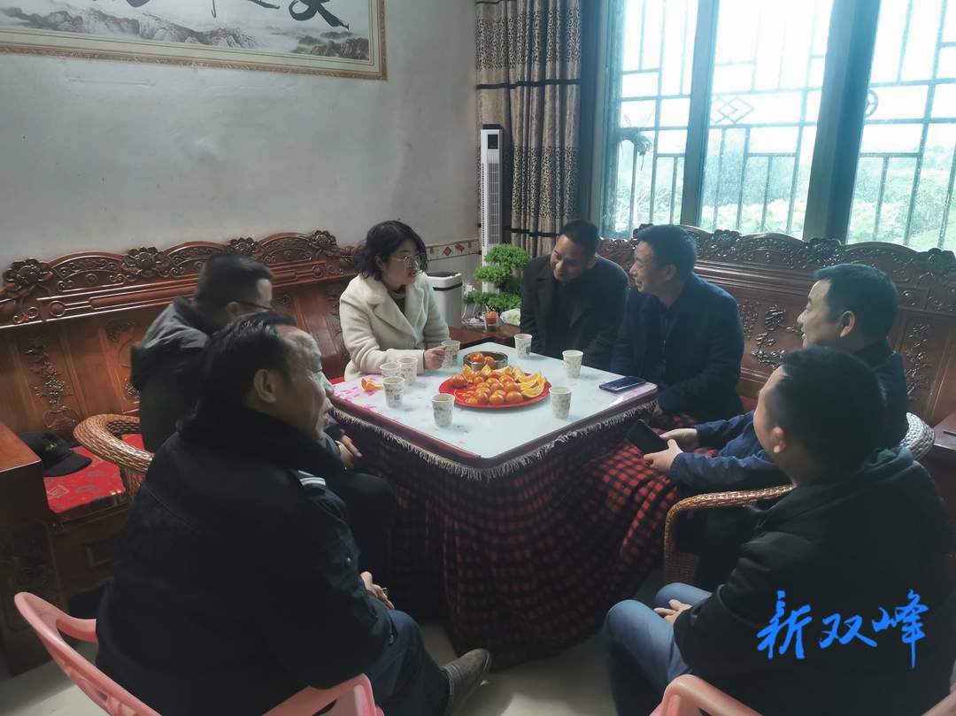 刘燕到石牛乡走访慰问困难党员群众和离退休干部