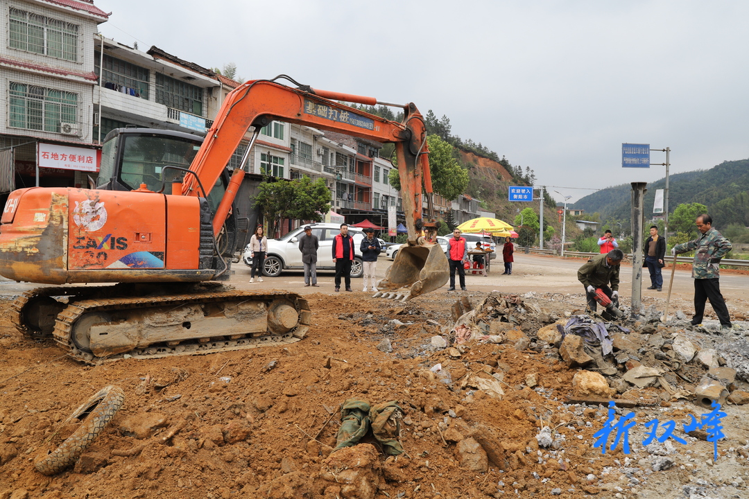 荷叶镇：人居环境整治持续发力  助力乡村振兴