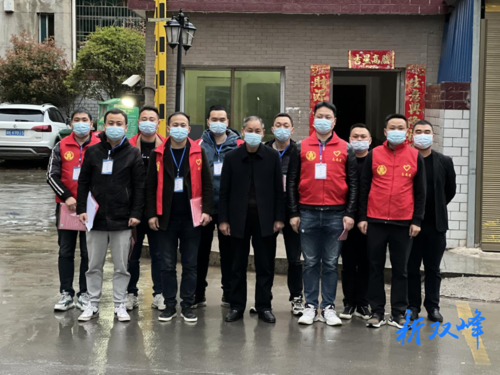 民政小分队在国藩锦绣城积极开展“扫楼” “敲门”行动