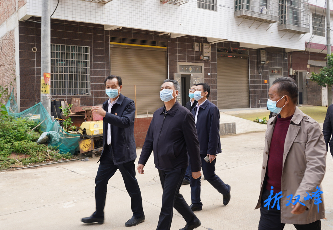 彭石清督查房屋建筑安全隐患排查整改工作