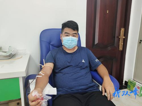 双峰县气象局组织志愿者开展无偿献血活动