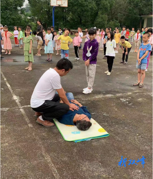 大托学校多措并举筑牢防溺水安全堤