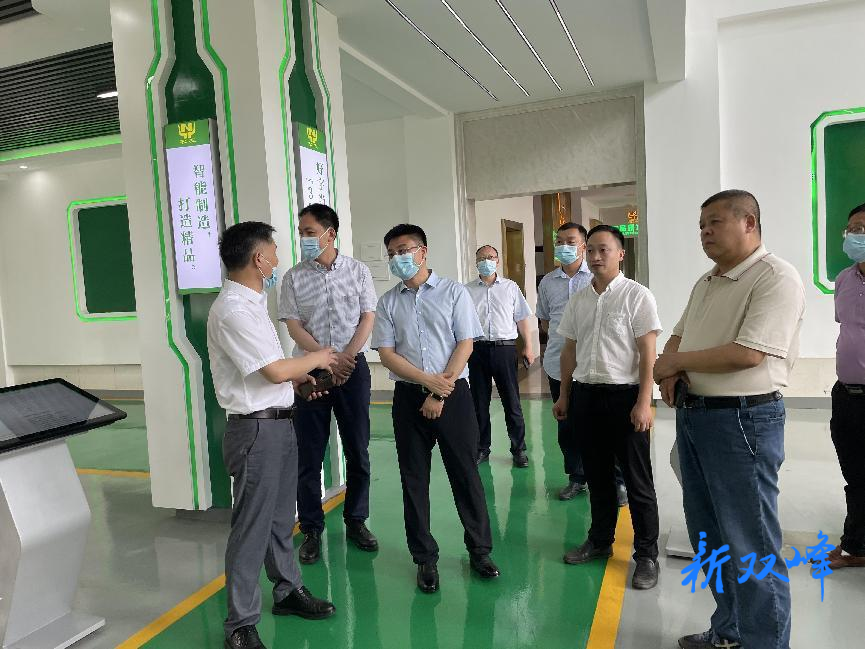 辽宁省昌图县来双峰考察农机产业发展情况