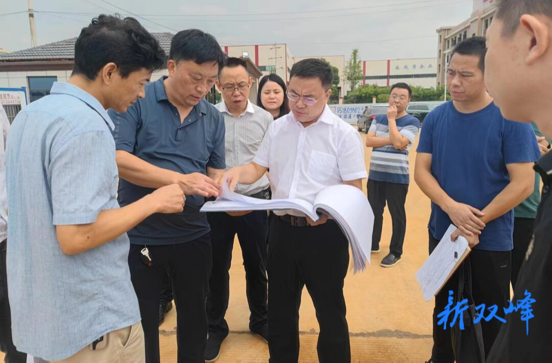李基联深入项目建设一线调度重点项目推进情况