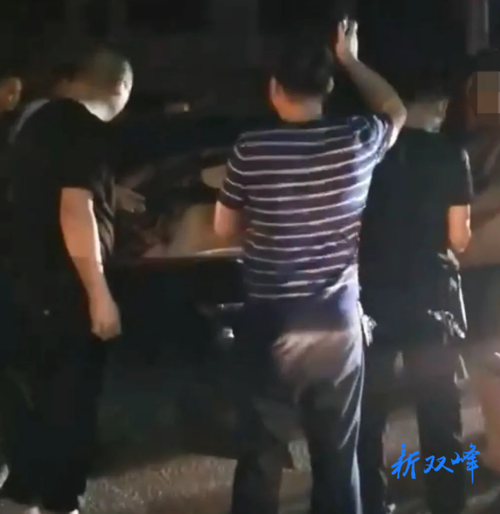 【夏季治安打击整治“百日行动”】深挖彻查，民警接连抓获4名涉毒违法犯罪嫌疑人