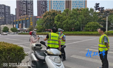 永丰街道：持续开展交通顽瘴痼疾整治行动
