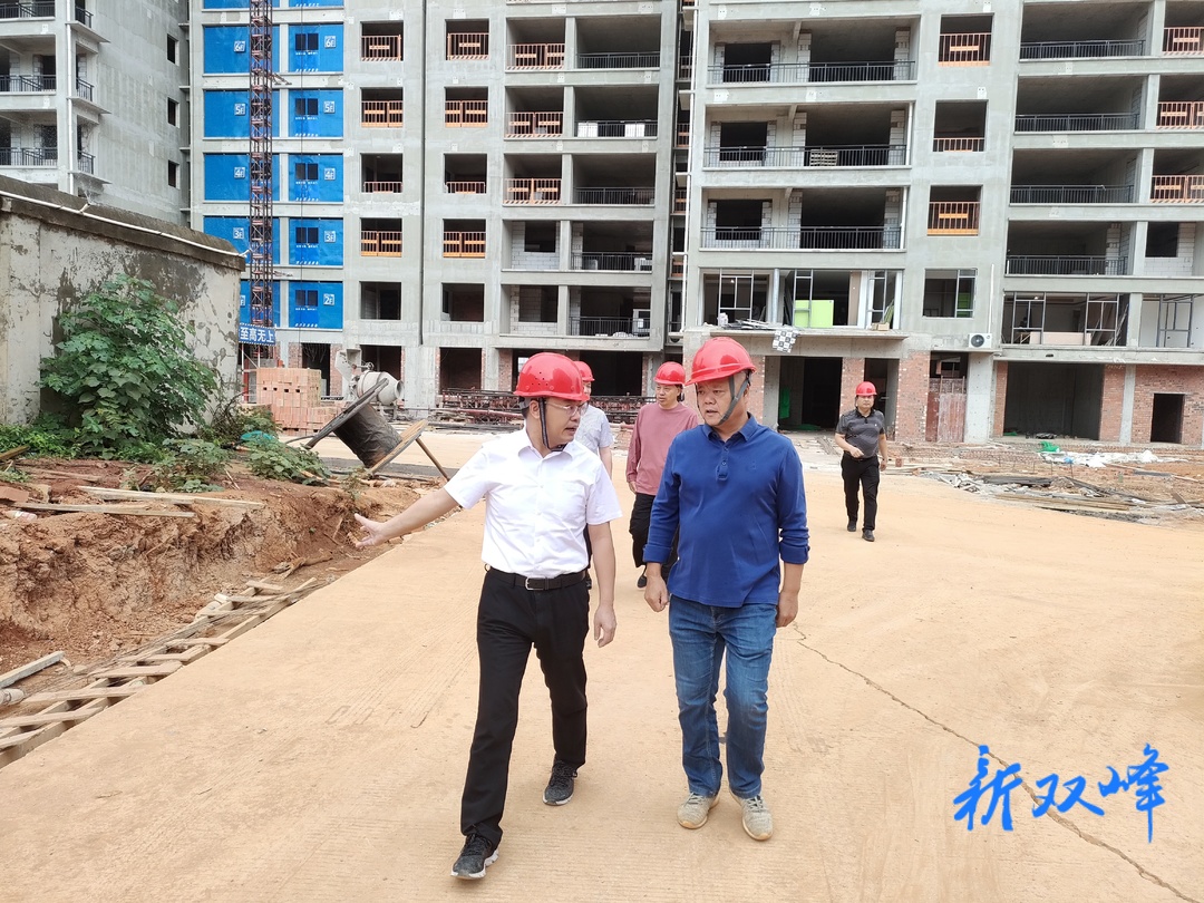 李基聯“四不兩直”督查重點行業領域風險隱患排查工作