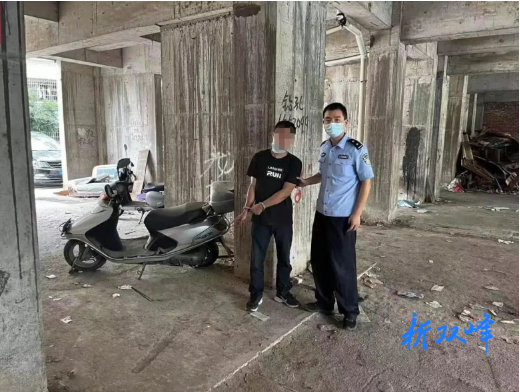 抓住了！巡特警大队擒获窃贼破获系列摩托车被盗案