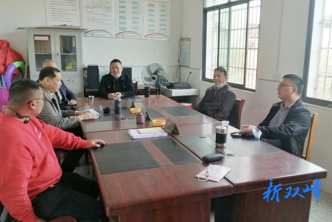 双峰七中：情系龙长，助力振兴