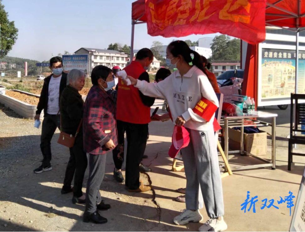 走马街镇：志愿服务助力核酸检测高效有序