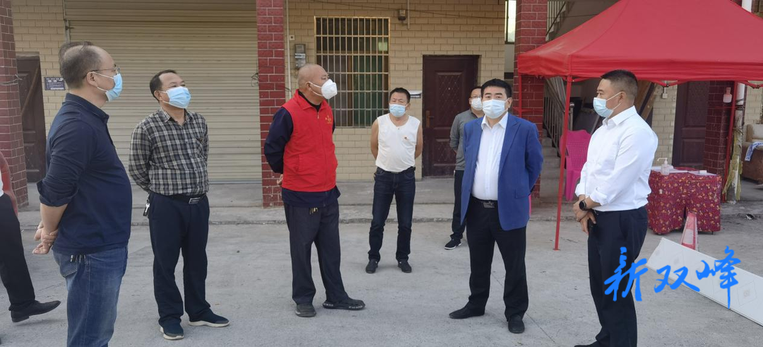 王德文到甘棠开展巡林和督导疫情防控