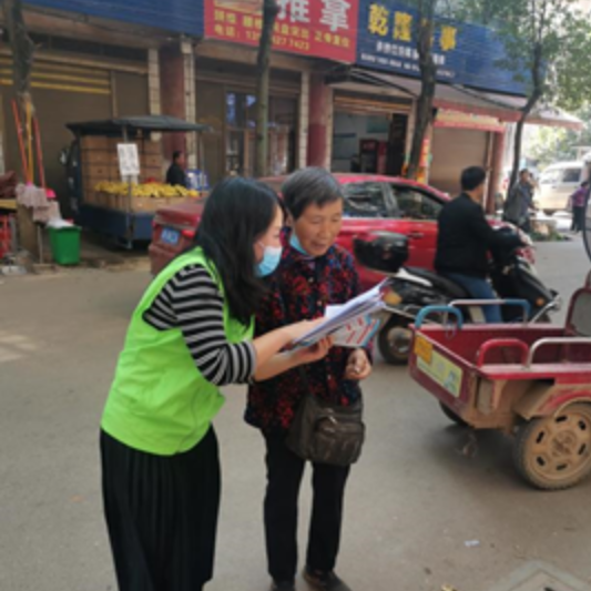 走马街镇社工站开展防范养老诈骗宣传活动