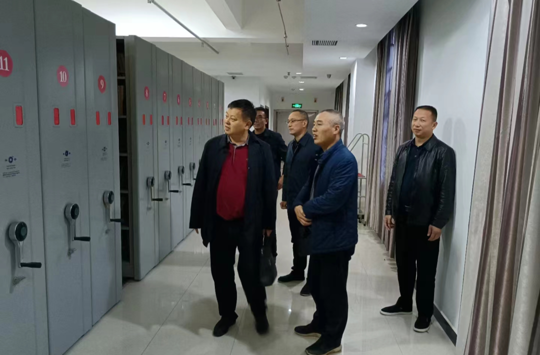 市调研组来双开展档案工作调研