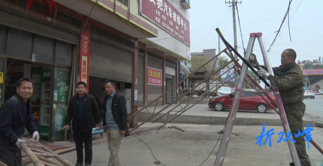 金开街道：拆违工作入人心  群众主动拆违建
