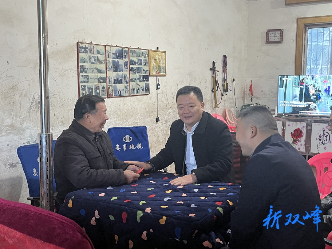 戴志雄看望慰问见义勇为先进个人并调研“两后生”教育培训和就业创业服务工作