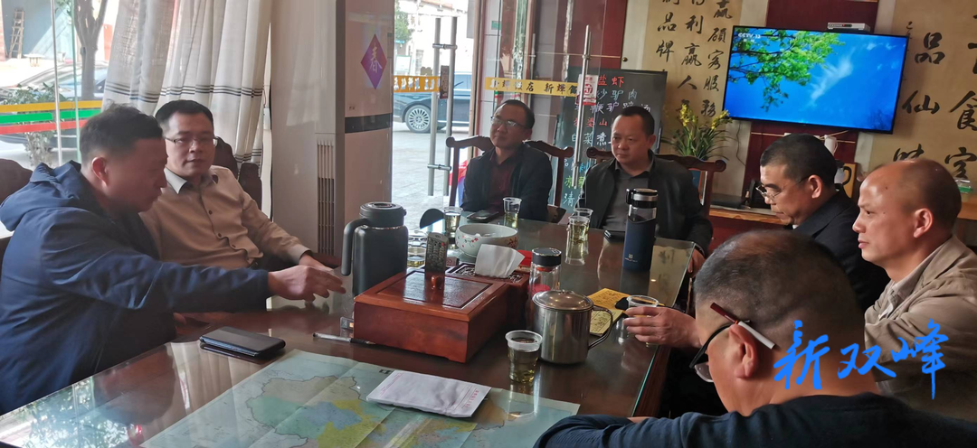 县领导到三塘铺镇调研基层人大代表活动开展情况