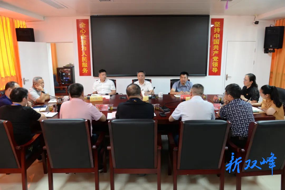 彭石清调研南华附一医院与县人民医院医联体建设