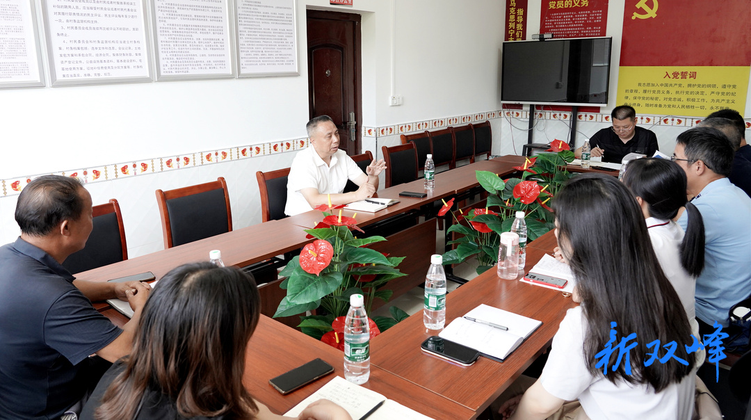 【走基层 找问题 想办法 促发展】彭石清到荷叶镇调研农业防旱抗旱和乡村振兴工作