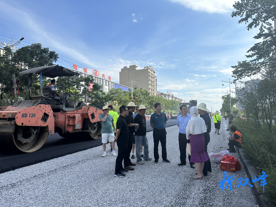 双峰县公路建设养护中心：多措并举强养护，全力以赴迎“国评”