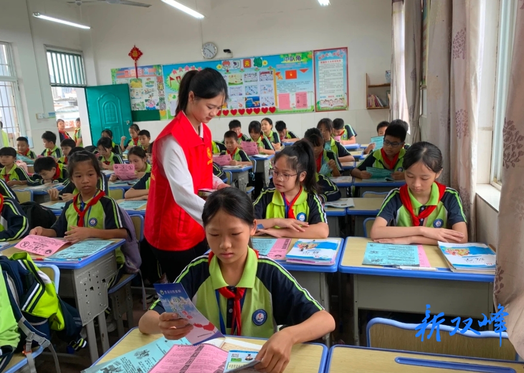 杏子铺镇：禁毒知识进校园 携手护航伴成长