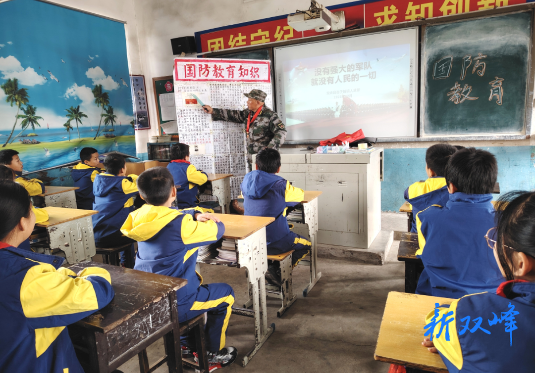 杏子铺镇耄耋老兵：22载国防教育润童心