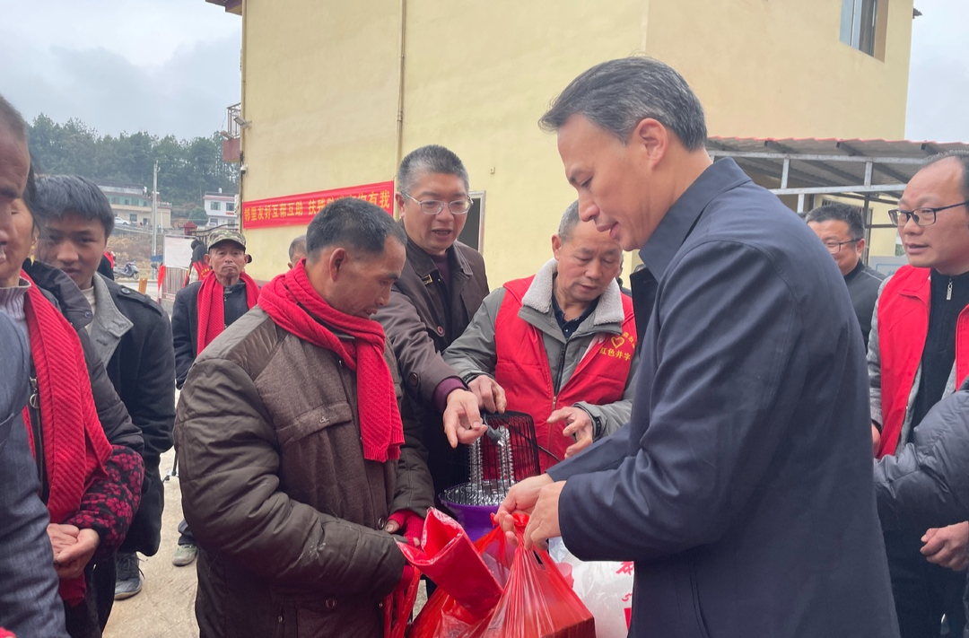 省残联来双峰走访常态化结对帮扶困难重度残疾人家庭