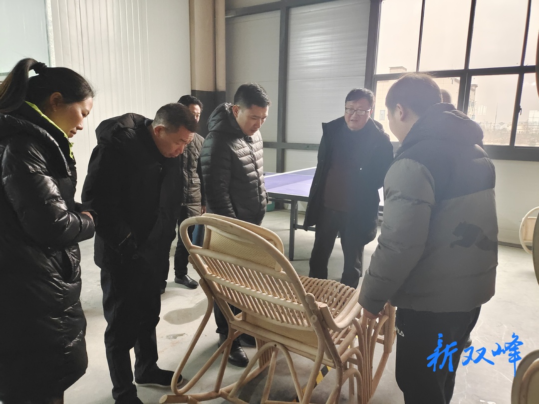县领导到高新区调度重点项目推进情况