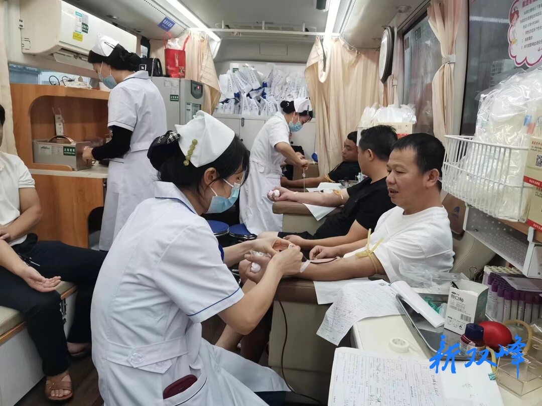 杏子铺镇开展无偿献血活动