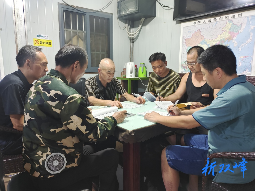 退役军人王泉初：从绿色军营到双峰农机的领跑者