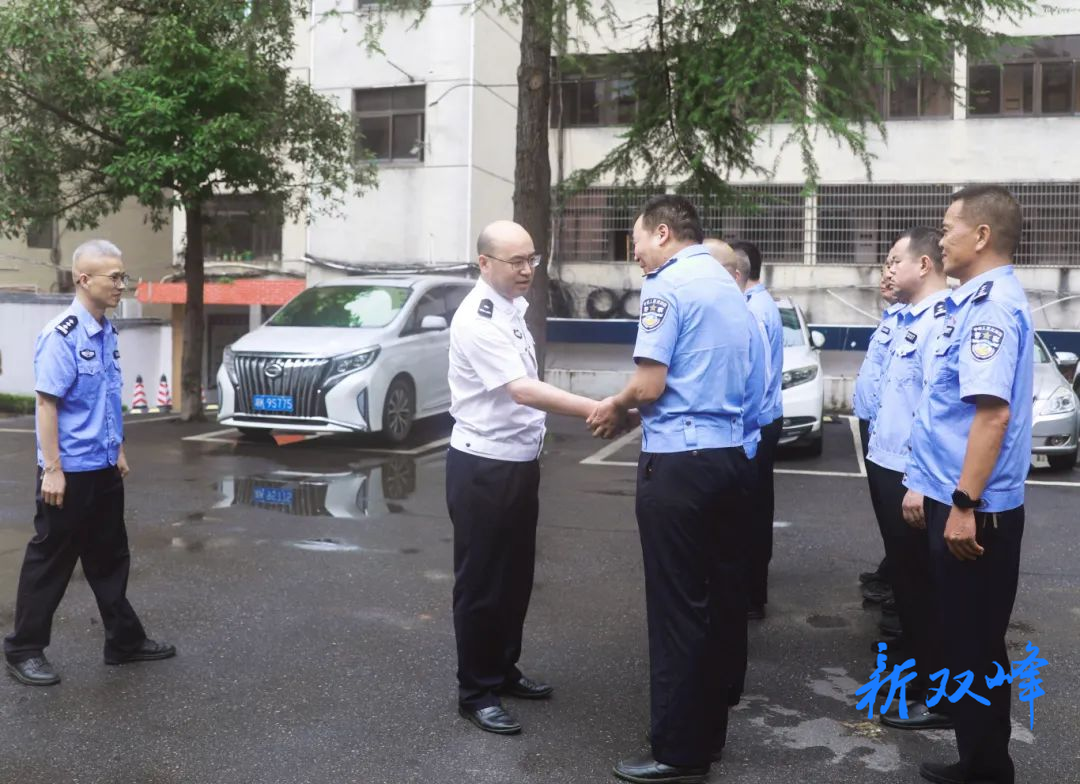 送清凉，鼓干劲——县领导带队开展高温慰问活动
