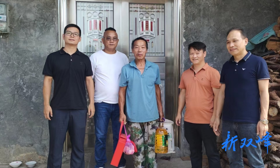 湖南峰竹新能源科技有限公司：走访慰问特殊群体 真情流露暖人心