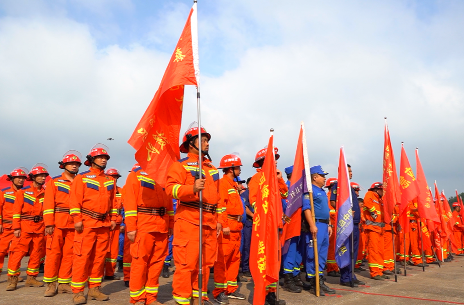 双峰县举办2024年森林火灾应急暨火情早期处置131机制演练
