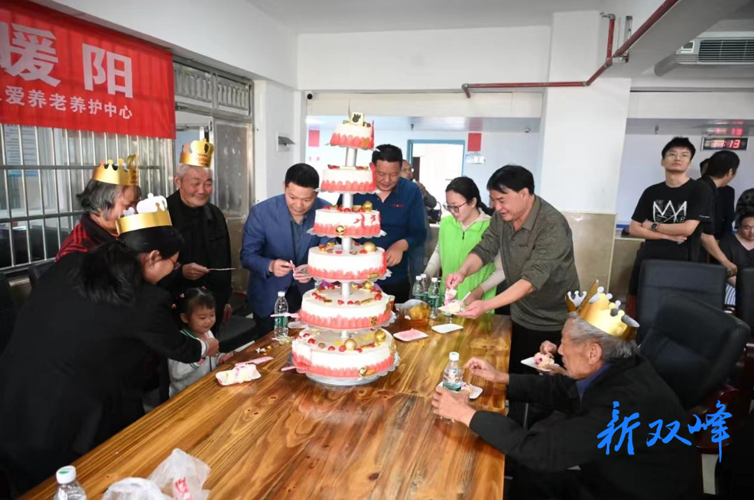 花门镇：多彩多姿乐重阳