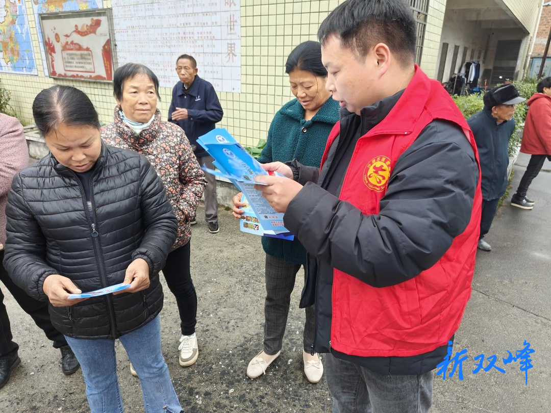 沙塘乡开展“送戏下乡 禁毒同行”宣传活动