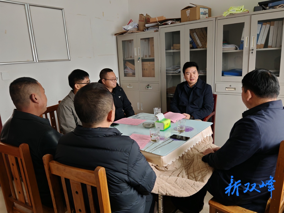 县领导带队检查岁末年初安全生产工作