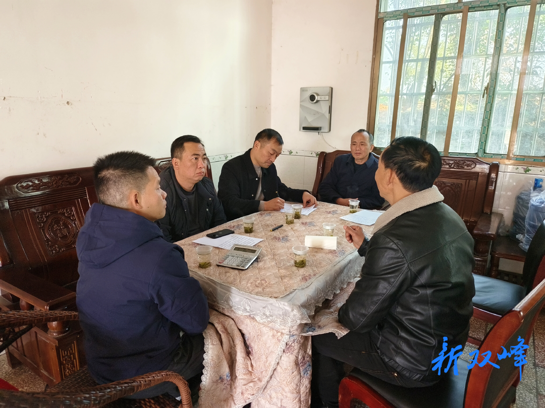情暖寒冬：劲松机械到相思村慰问困难家庭