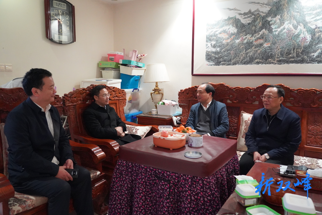 李基联等县四大家领导开展春节前集中慰问暨安全生产、物资供应工作督查