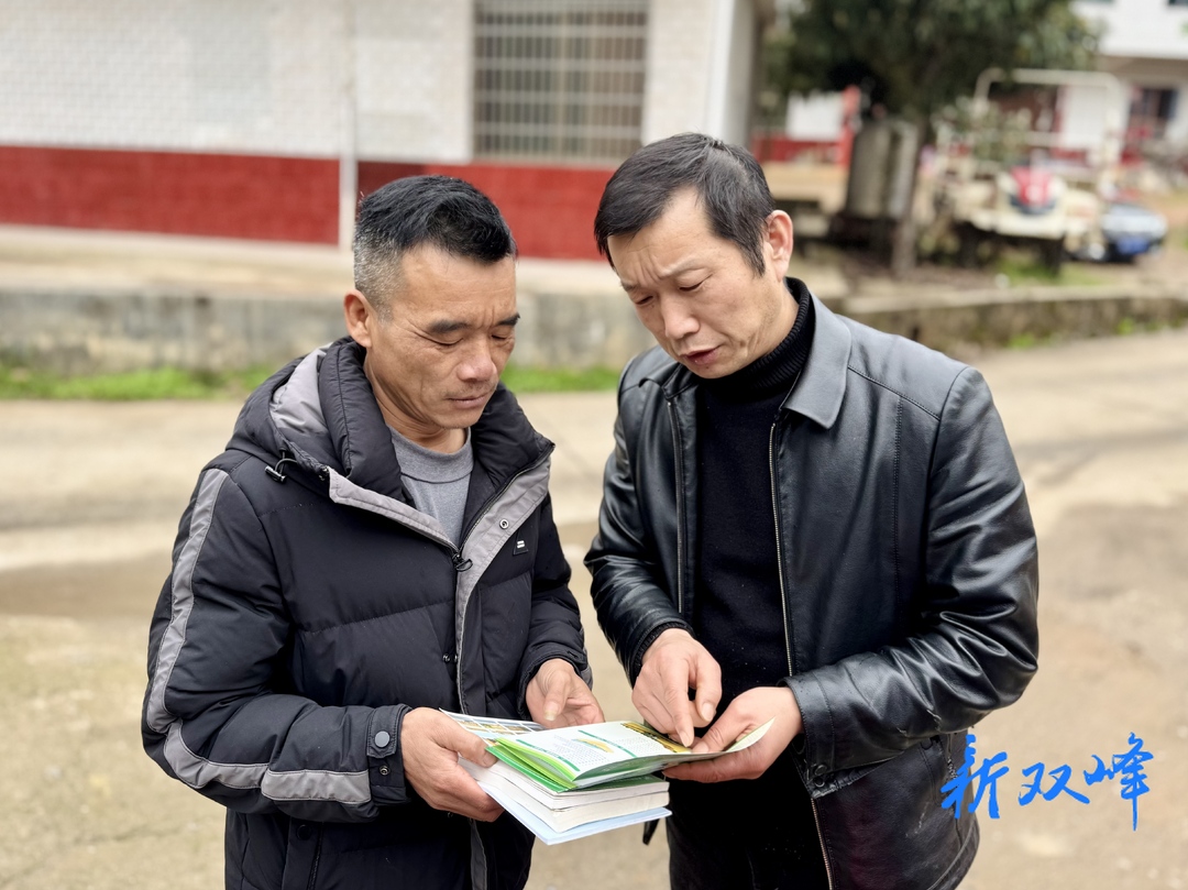 县农机事务中心：送技术下乡 解春耕难题