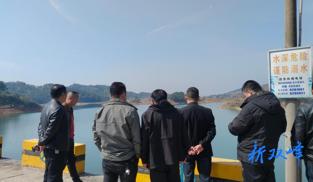走马街镇：委员监督护生态，峡山湖畔展新颜