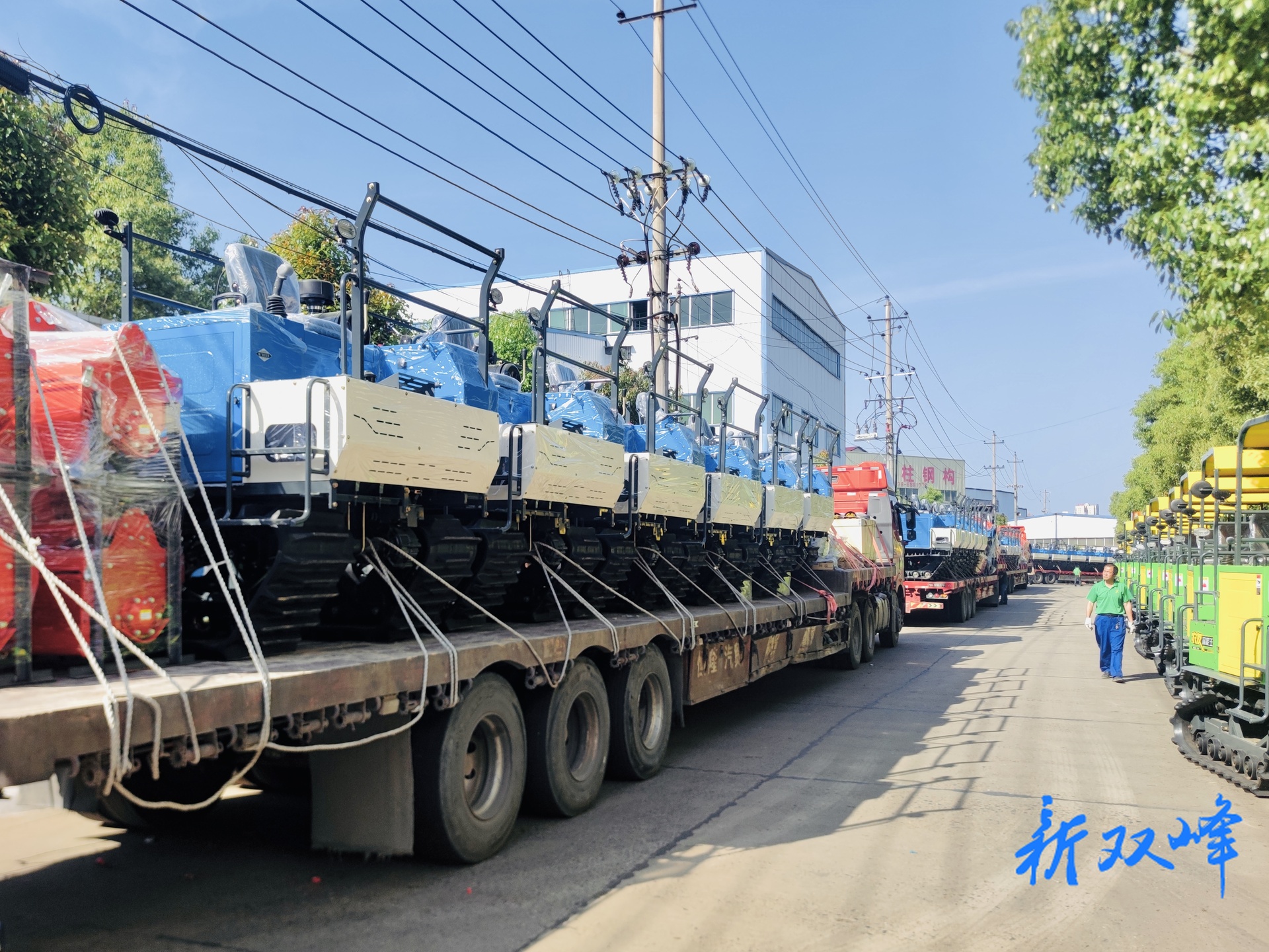 农友集团：东南亚市场再突破 千万元农机启程